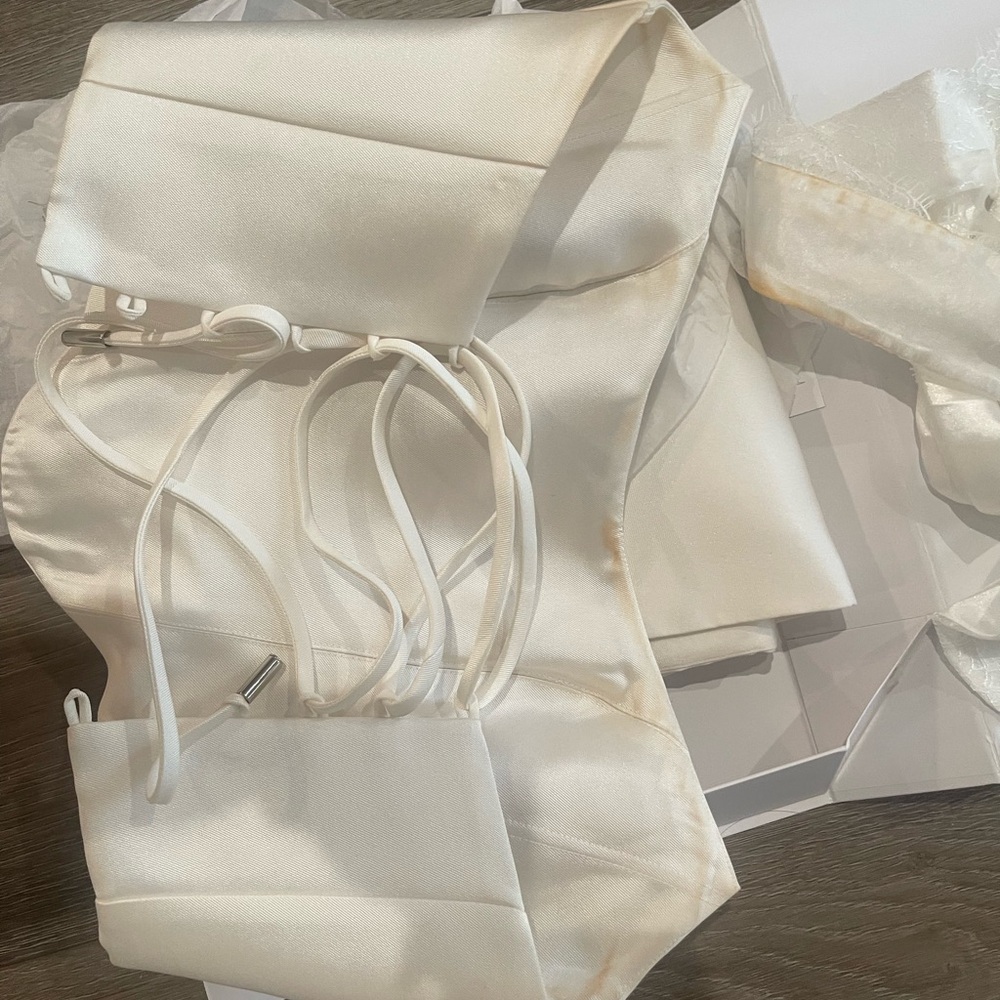 Wedding Set - Picture 6 of 12